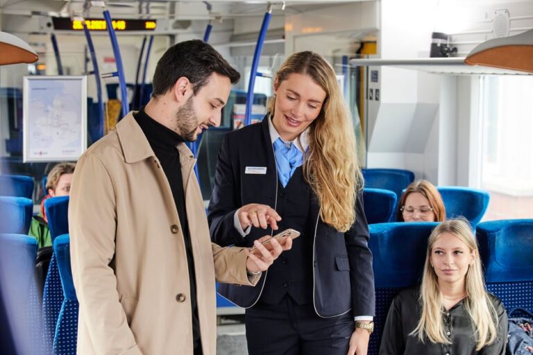 Deutschlandticket: Revolutionär, Günstig und Umweltfreundlich Reisen