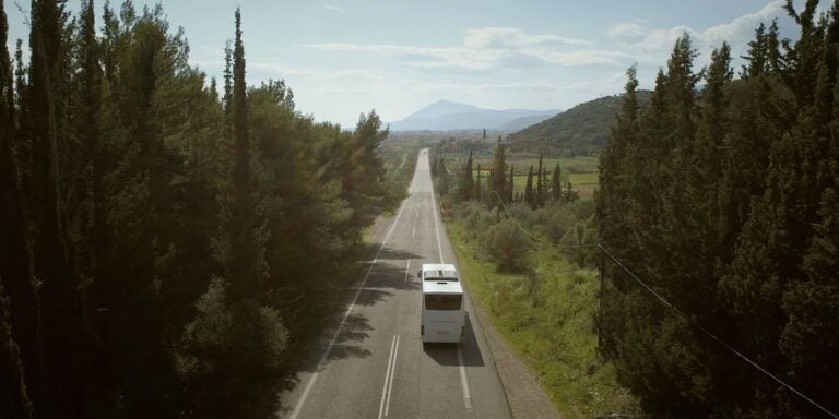 Avventure di Gruppo: Come Scoprire il Mondo Senza Stress con Bus For Fun